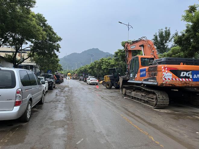 琉璃庙镇再迎暴雨红警重建转为备战：怀柔