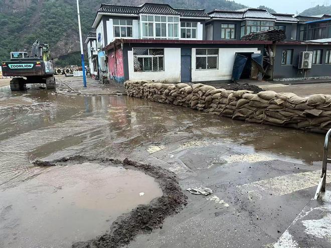 琉璃庙镇再迎暴雨红警重建转为备战：怀柔(图3)
